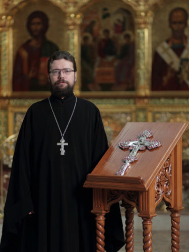 Священник Олег Бодров