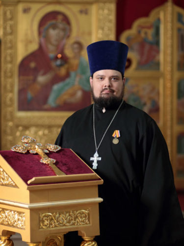 Священник Евгений Сороковкин
