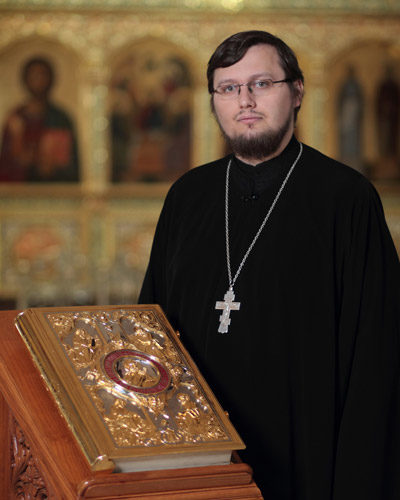 Священник Николай Суворов