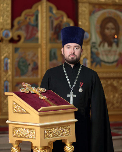 Священник Павел Жучкин