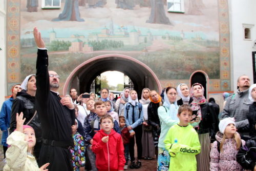 Паломничество саввинской воскресной школы в Троице-Сергиеву Лавру