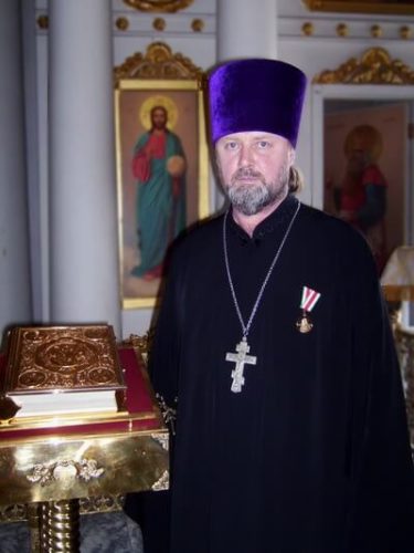 Священник Александр Иванов