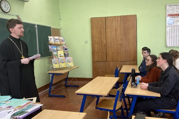 Встреча со старшеклассниками в балашихинской школе
