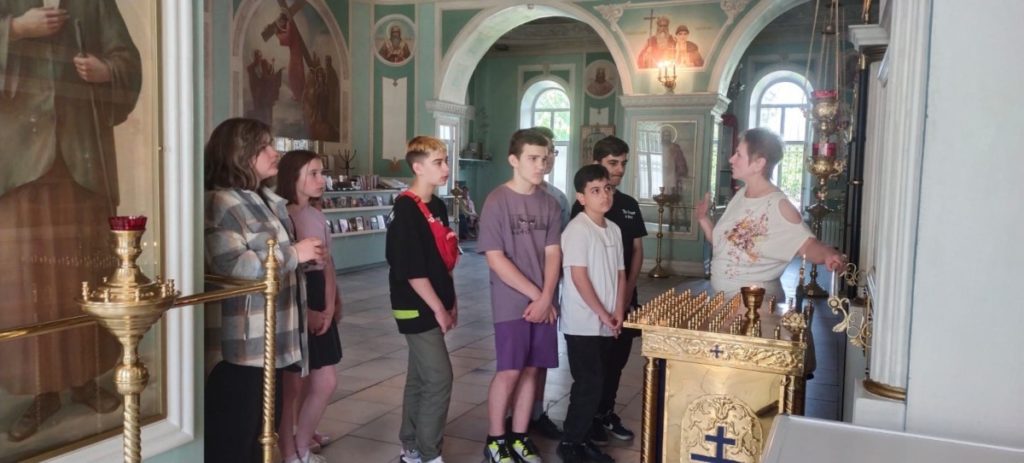 Посещение Покровского храма учащимися лицея