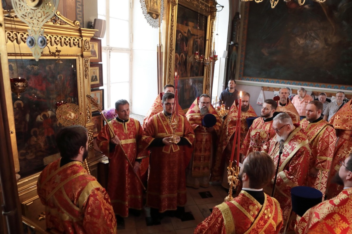 Никольский храм Балашиха Святоникольская