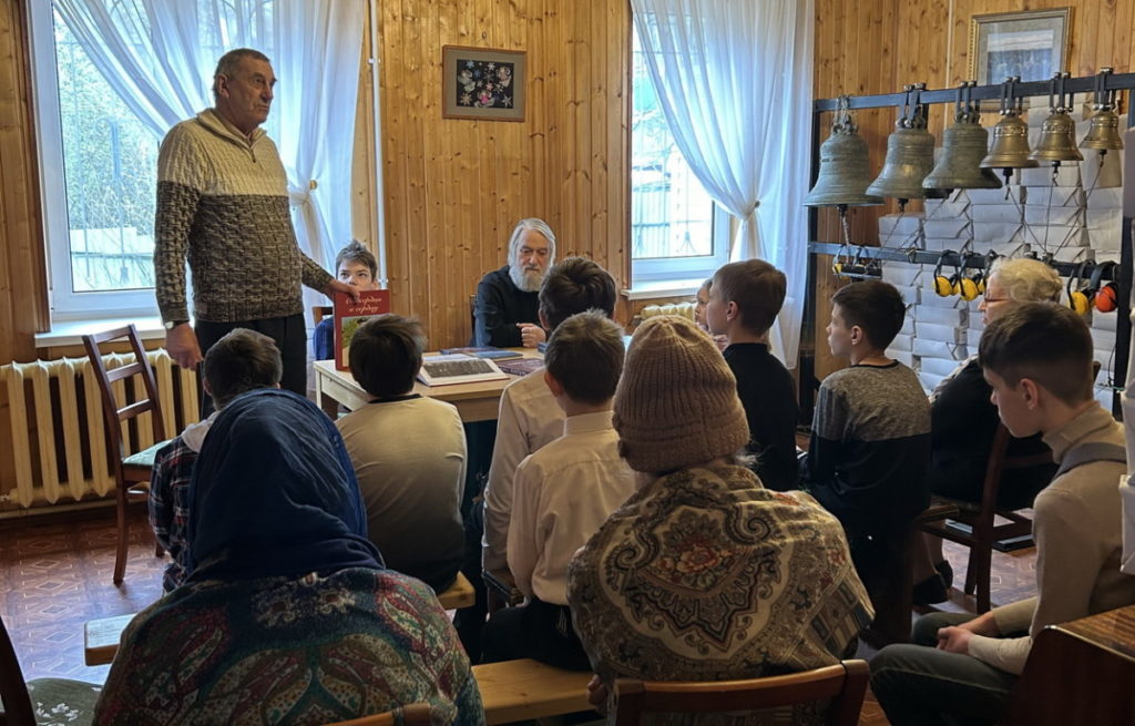 Беседа о генерале В.И. Исакове в Николо-Архангельском храме