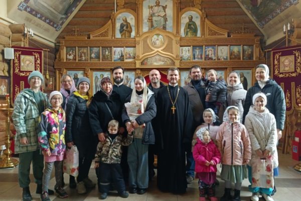 "Согреем детские сердца" в Авиаторах