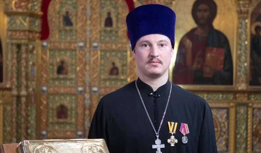 Священник Артемий Кравченко