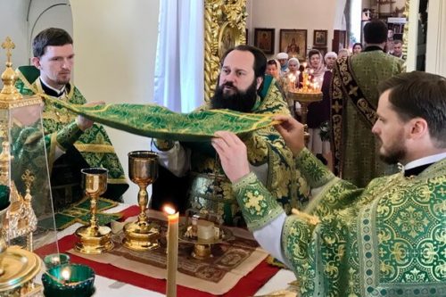 Престольный праздник в Заре