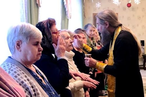 Беседа в отделении дневного пребывания в Железнодорожном