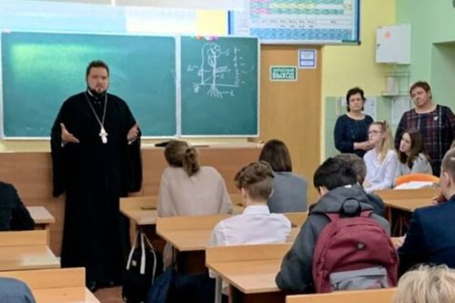 Беседа в школе им. И.А. Флерова