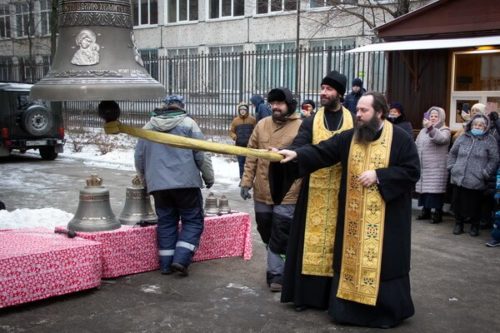 Освящение колоколов в Троицком храме Железнодорожного