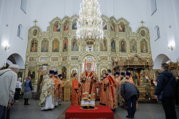 Архиерейское богослужение в Казанском храме города Реутова